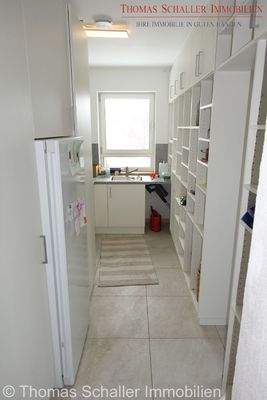 Speisekammer hinter der Küche