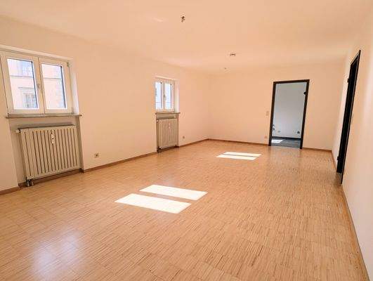 Wohnzimmer Blick zur Küche