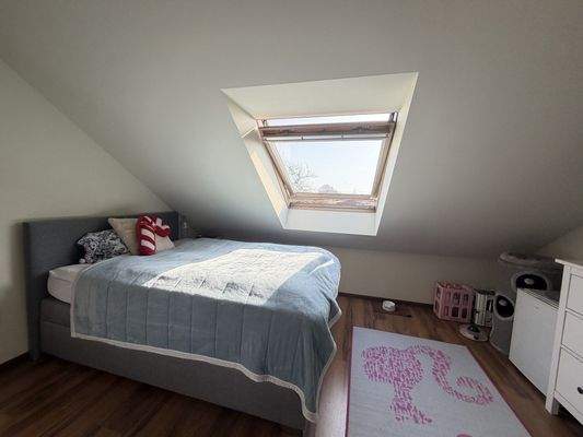 Dachgeschoss Zimmer 1