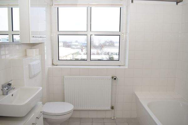 9080AL-04 Badezimmer