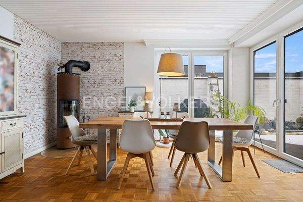 Essbereich mit Kaminofen