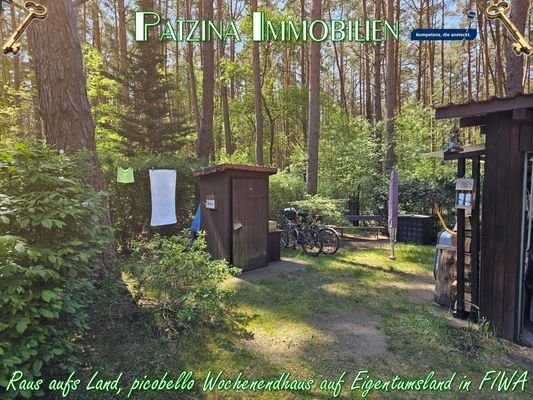 Toilettenhäuschen.jpg