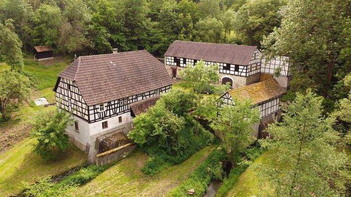 1 Gesamtansicht des Gebäudekomplexes.JPG