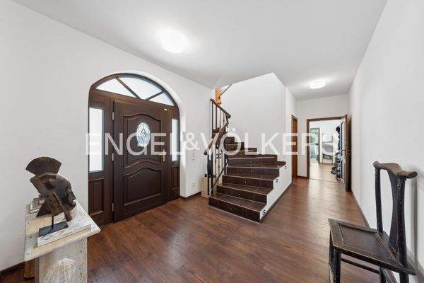 Großzügiger Eingangsbereich