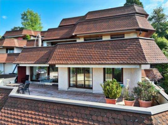 Sicht auf die große Dachterrasse