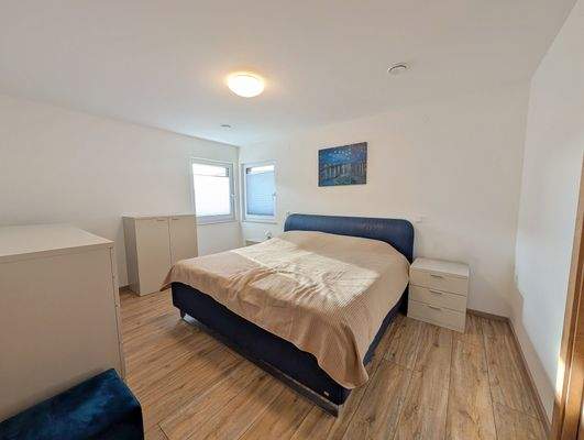 Schlafzimmer mit Ankleide