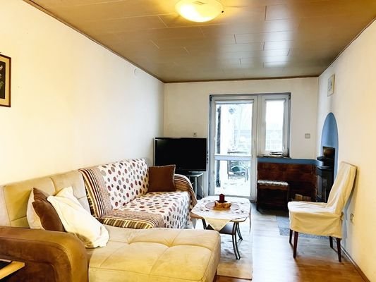 Wohnzimmer mit Kaminofen