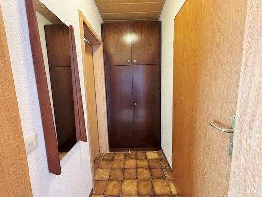 Haus 2: Doppelzimmer Nr. 7 _Flur.jpg