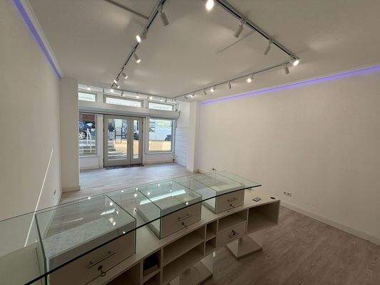 Villa Livia - Laden 2 (8).jpg