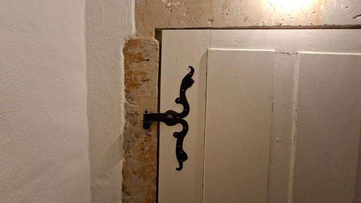 Detail 5 Alte Türbeschläge