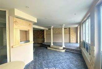 Wohnung - Geschäft/Wohnung