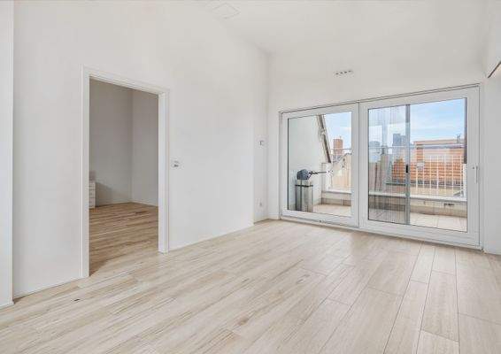 2. Raum mit Zugang zur Terrasse 