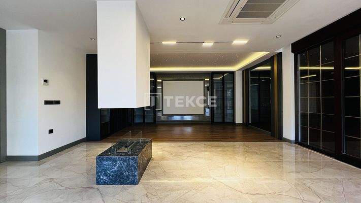 Luxurious Detached Villa in the Center of Kemer Antalya