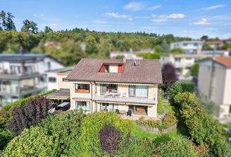 Großzügiges Wohnhaus mit Einliegerwohnung