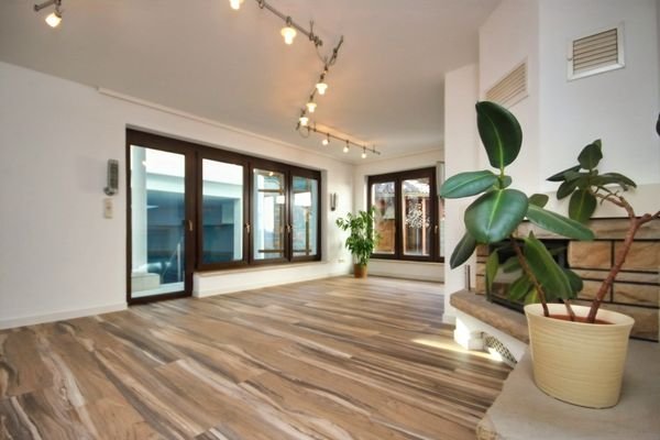 Wohnzimmer KG