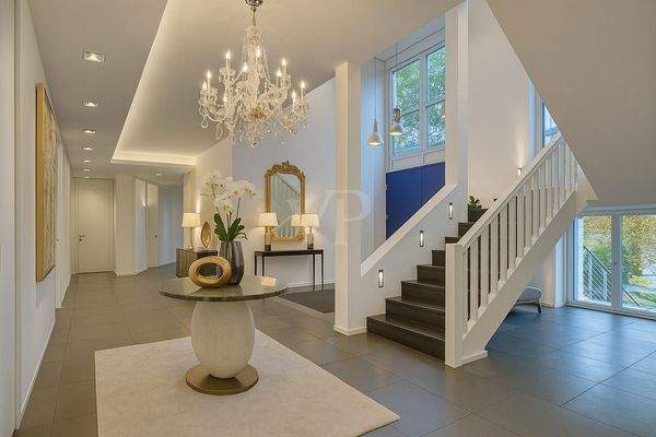 Einrichtungsbeispiel / Eingangshalle