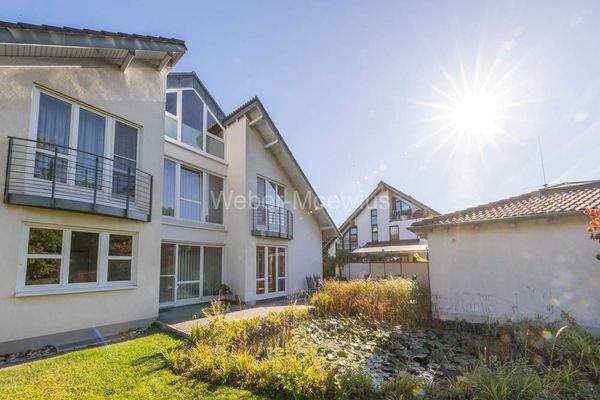 3437 Zierteich Vorgarten a