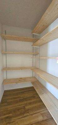 Abstellkammer (ohne Regale)