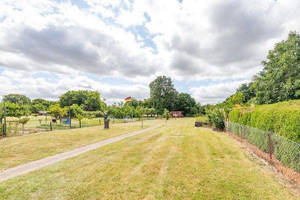 Weitläufiger Garten