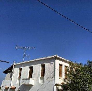 Kreta, Chani Alexandrou: Gebäude mit Wohnung und Lager zum Verkauf