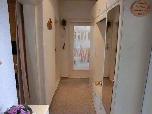 4 Flur.JPG