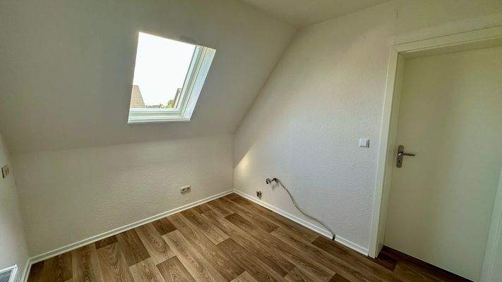 Haus re OG Küche 3.JPEG