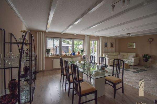 Wohn- und Essbereich