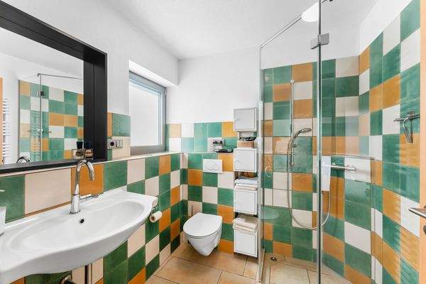 Duschbad im Erdgeschoss