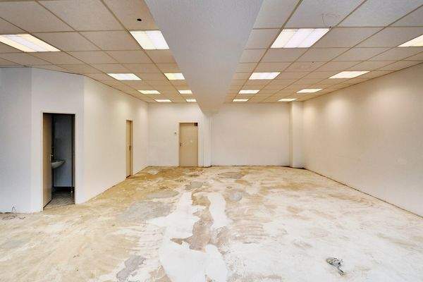 Laden Nr. 11, HS-Nr. 32_DSCF9590_2MP