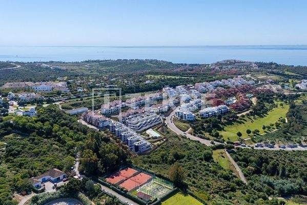 Stylish Apartments with Bright Interiors in Casares