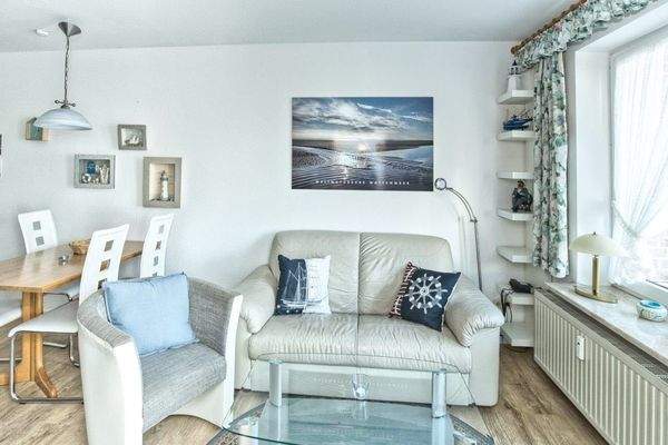 Wohnzimmer mit West-Fenster