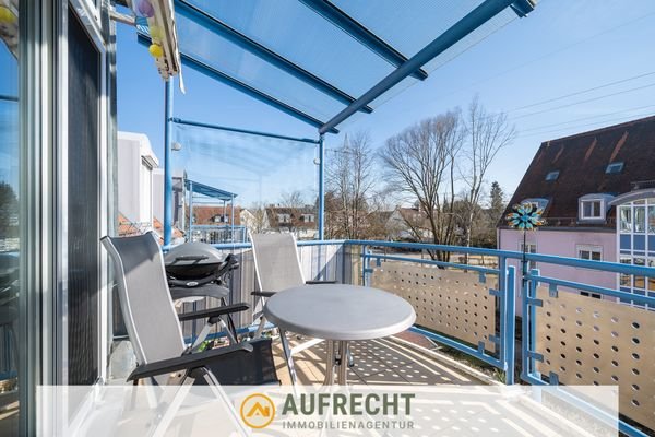 sonniger Balkon in Süd-Ausrichtung