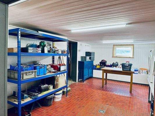 Der große Kellerraum