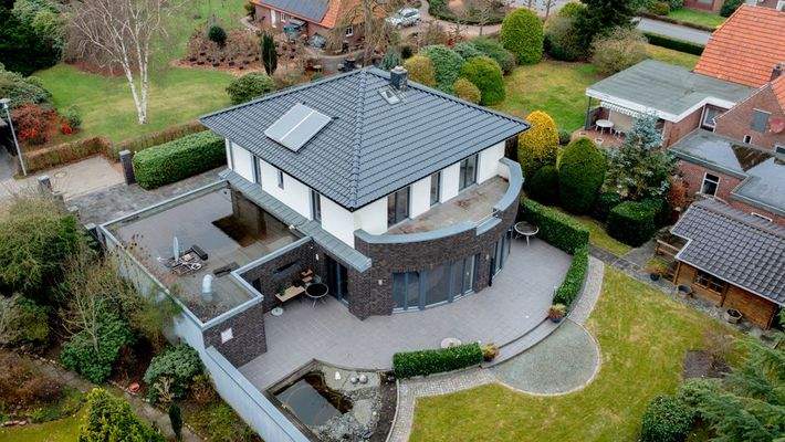 Drohnenaufnahmen der Immobilie 