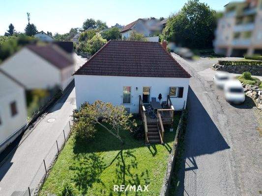 Ansicht mit Morgenterrasse und Burgblick