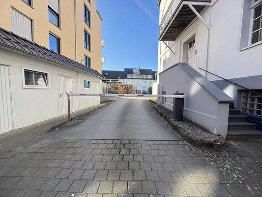 Zugang zum Parkplatz