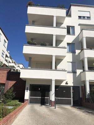 21_Tiefgarage Eingang