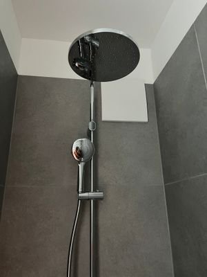 Dusche.JPG