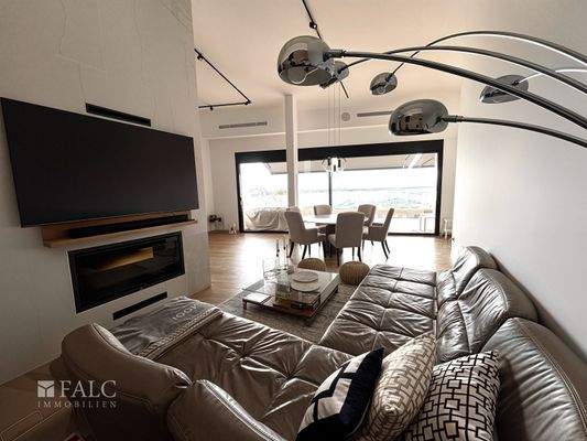 couch paradise - Verbessert - (KI generiert)