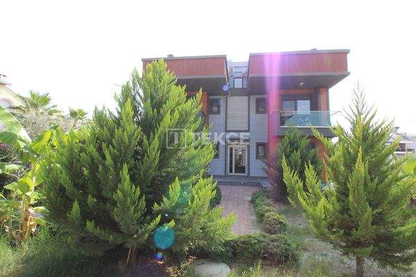 Flat with a Shared Pool Near Golf Courses in Kadriye Antalya