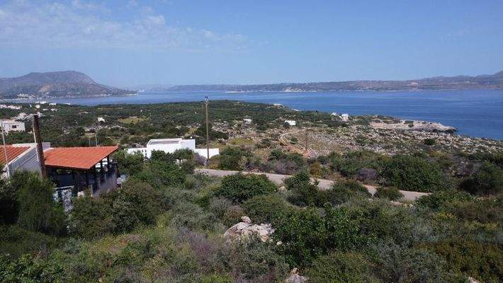 Kreta, Kokkino Chorio: Grundstück mit Meerblick und Bergblick zu verkaufen