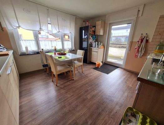 Wohnung 2  _ OG _ Küche Bild 1.jpg