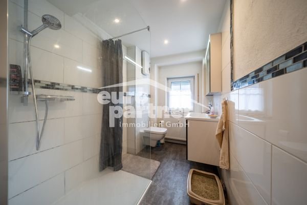 Badezimmer (Wohnung I EG)