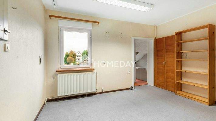 1. OG Schlafzimmer 1