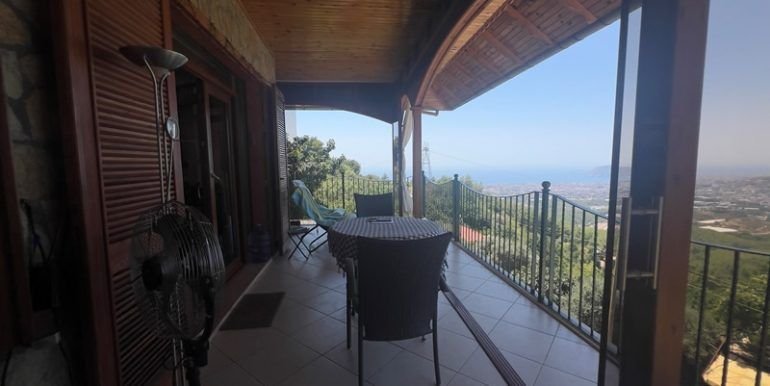 alanyaimmobilienturkei-grosse-privatvilla-in-alany