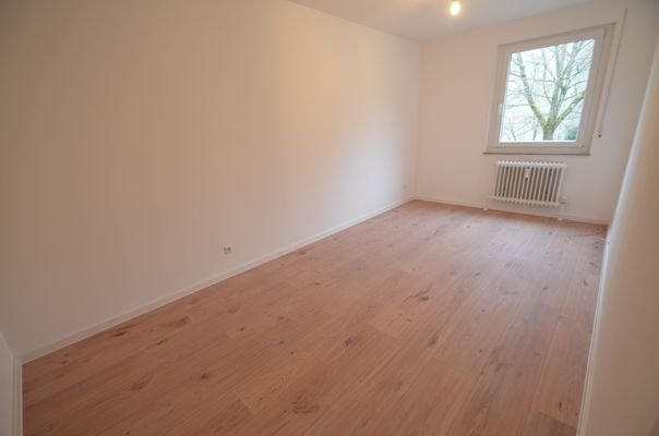 Kinder-/Arbeitszimmer