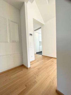 Diele mit Einbrauschränken