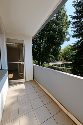 Sonniger Balkonblick