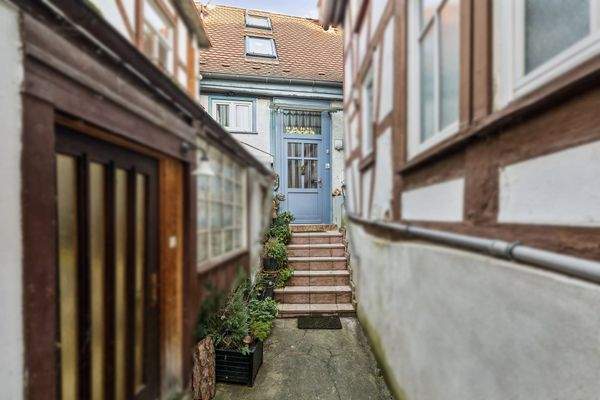 Eingangsweg zur Haustür