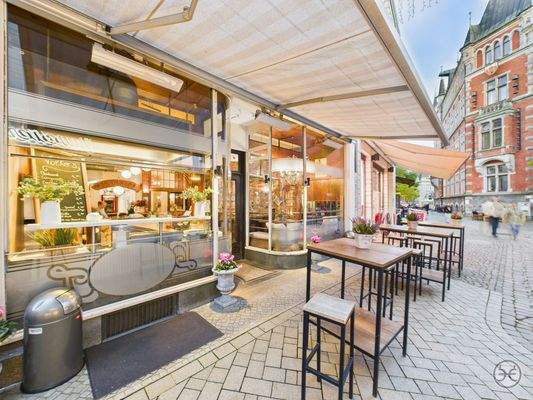 CAM05560G0-PR0026-STILL034